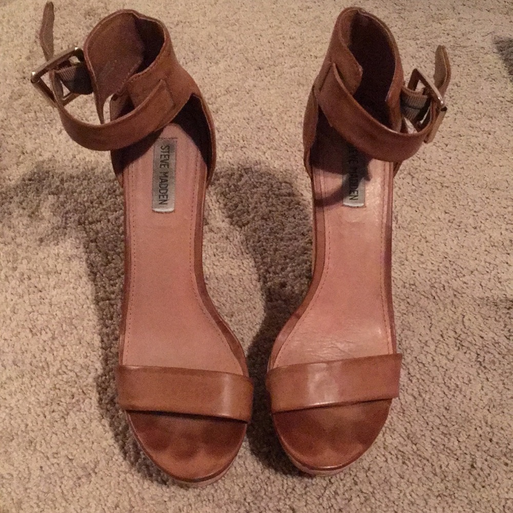 Steve Madden wedges